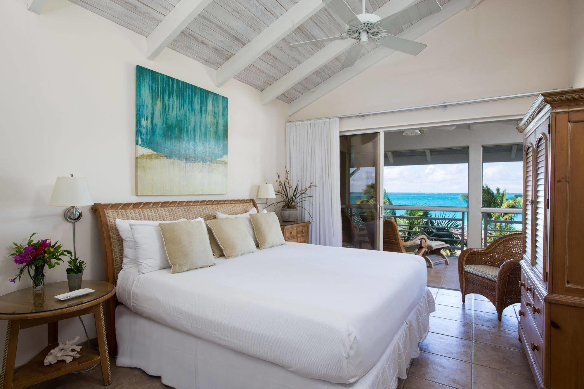 Ocean Club West Resort Grace Bay Exterior foto